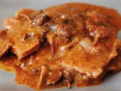 Fricandó de ternera y setas